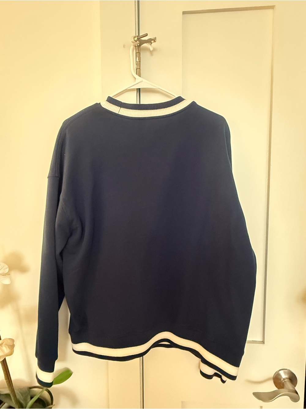 Lululemon Perfectly Oversized Ringer Crew - Picture 3 of 3